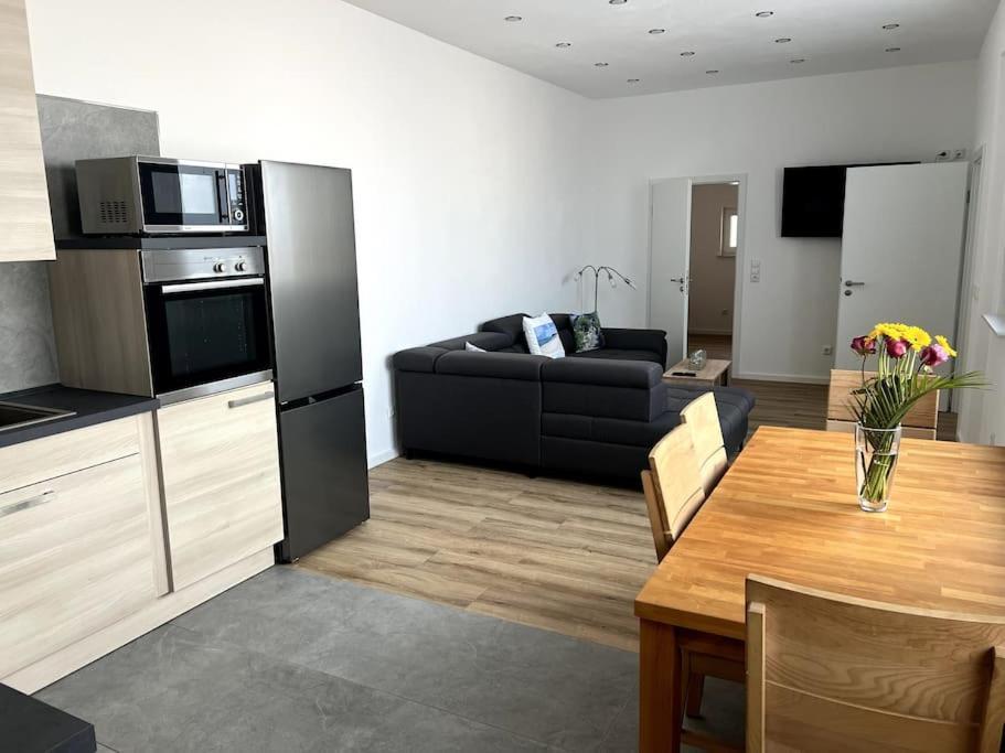 Moderne, Stilvolle Ferienwohnung In Eich Eich  المظهر الخارجي الصورة
